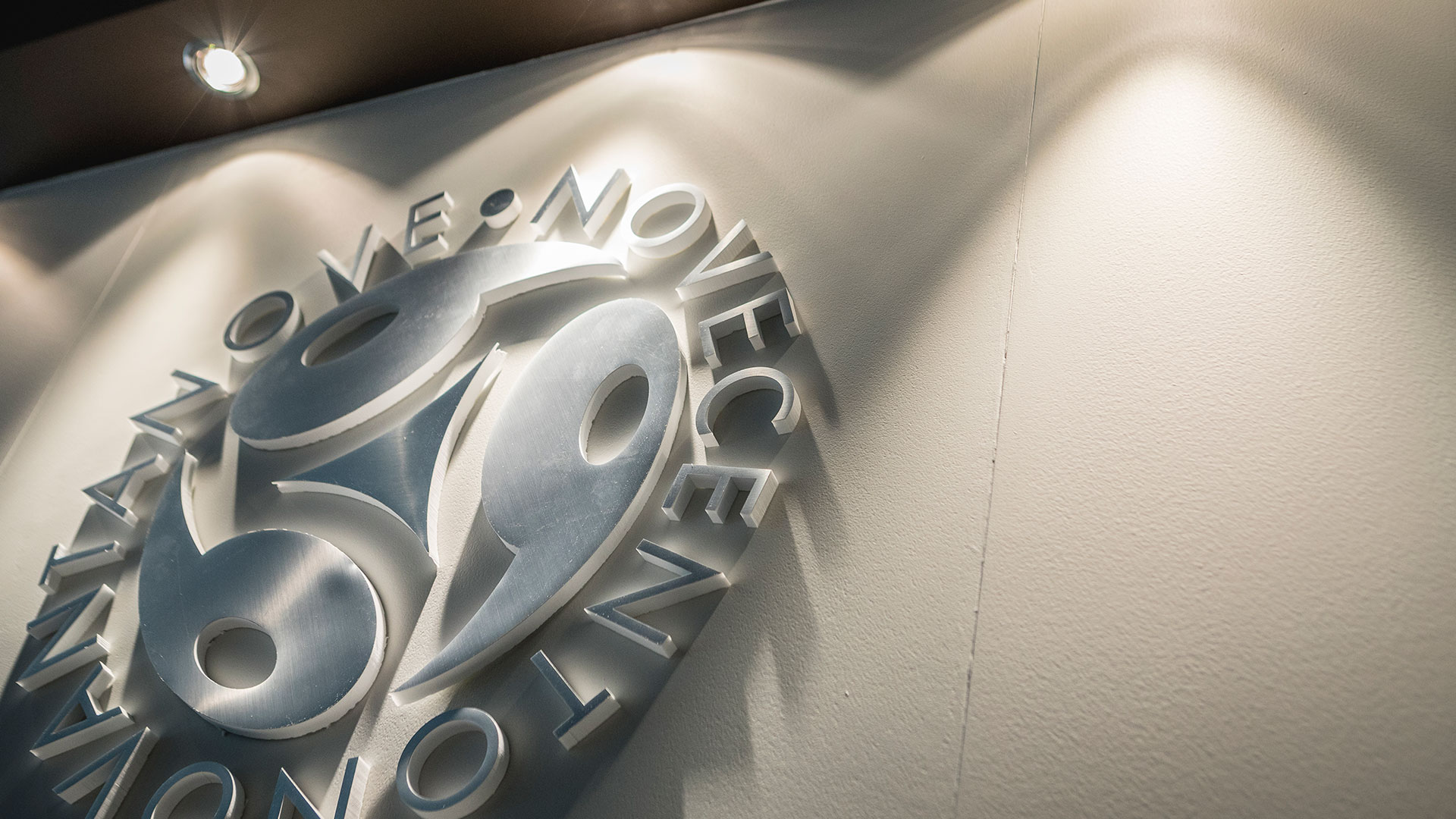 Realizzazione stand fiere Baselworld - Novecentonovantanove | Foster Allestimenti 02