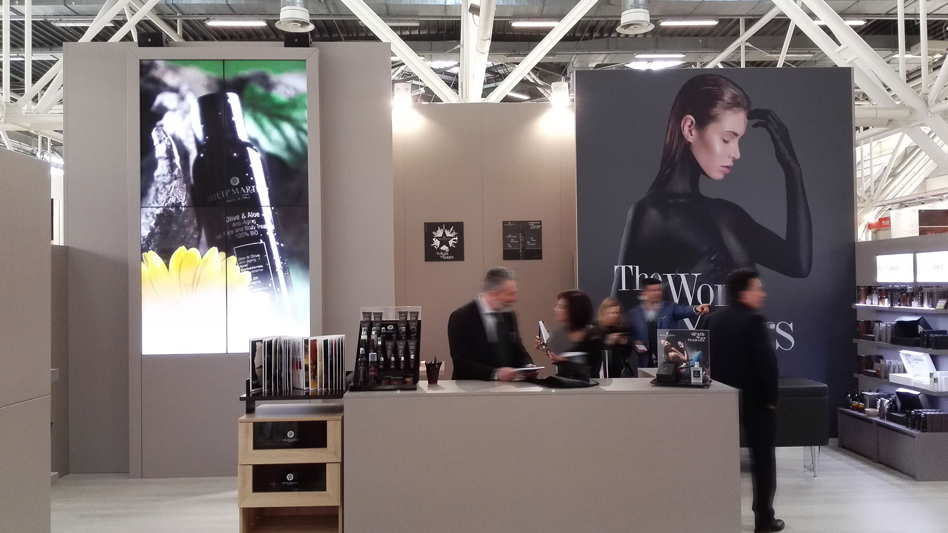 Progettazione stand fiere Cosmoprof - Philip Martin's | Foster Allestimenti 03