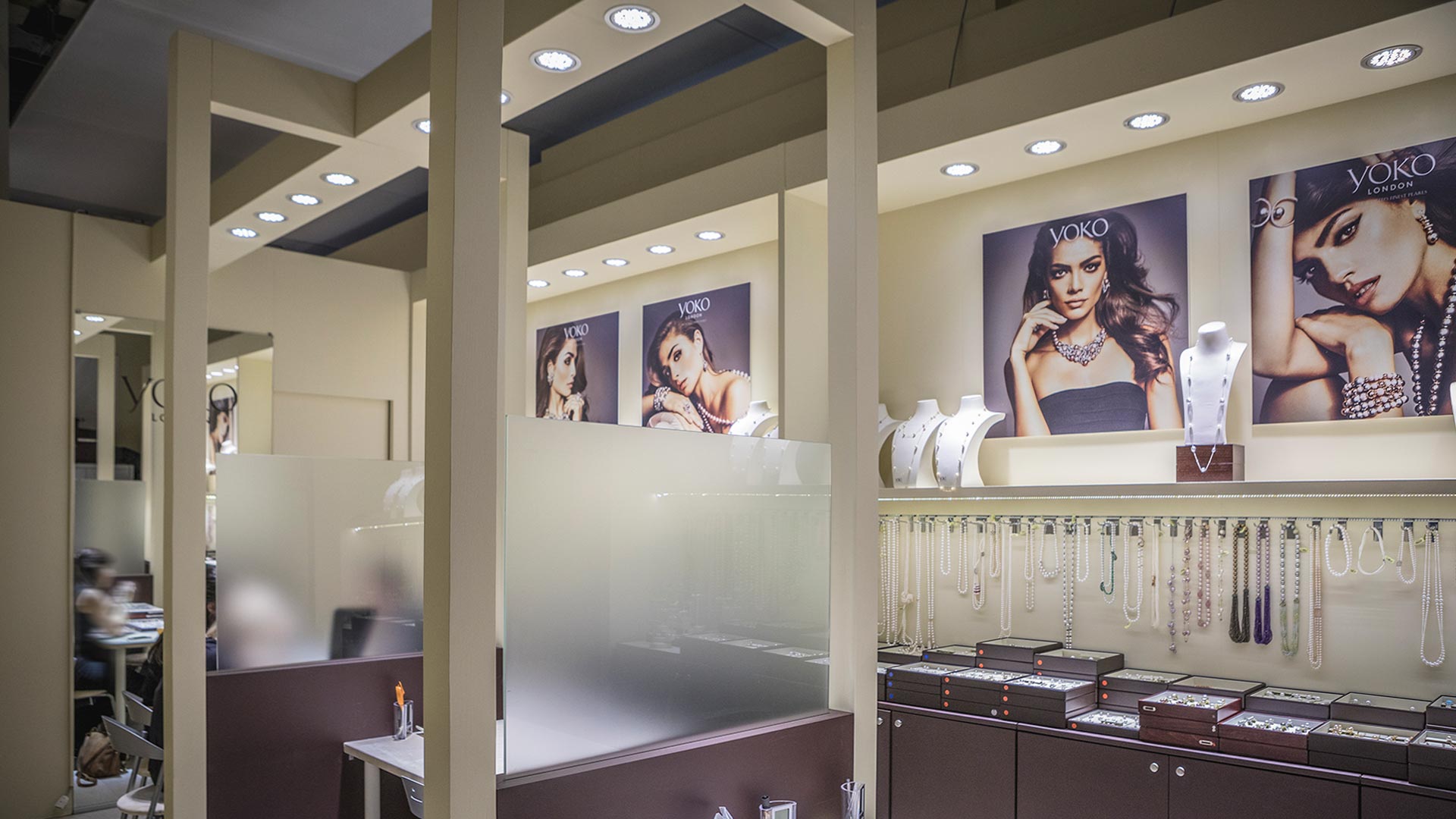 Realizzazione stand fiere Baselworld - Yoko | Foster Allestimenti 04